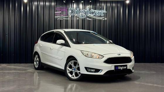FORD FOCUS 2.0 SE 16V FLEX 4P POWERSHIFT